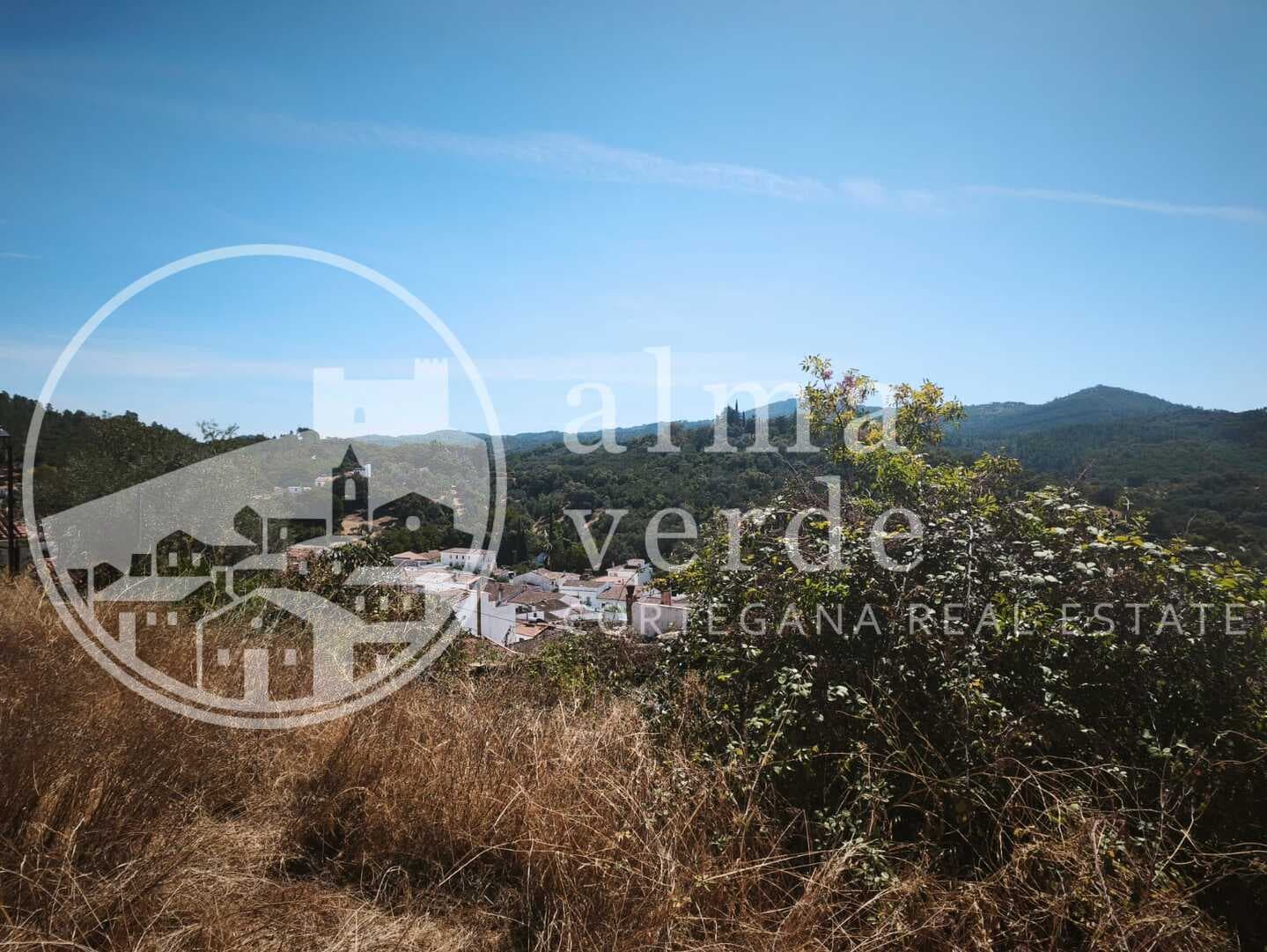 Country Estate with Breathtaking Views and Registered Ruin in Cañada del Oso - Image 4