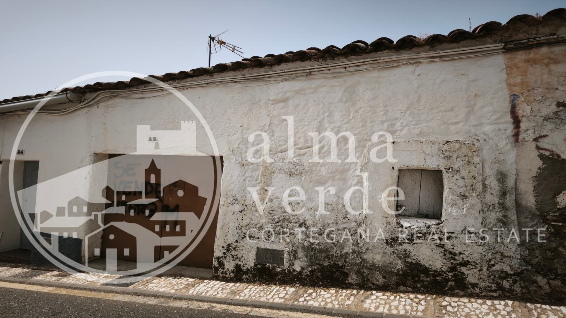 An Exceptional Architectural Weekend Retreat in the Heart of the Sierra de Aracena y Picos de Aroche Natural Park - Image 17